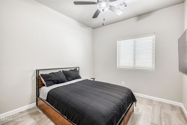 6041 CUMIN PARK Street, Santa Teresa, NM 88008