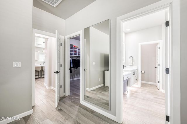 6041 CUMIN PARK Street, Santa Teresa, NM 88008