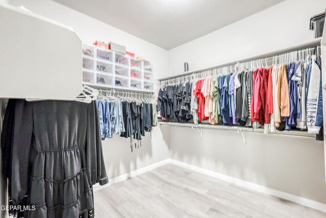 6041 CUMIN PARK Street, Santa Teresa, NM 88008