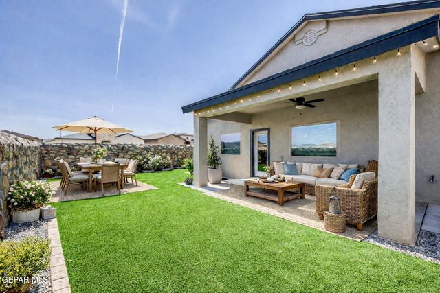 6041 CUMIN PARK Street, Santa Teresa, NM 88008