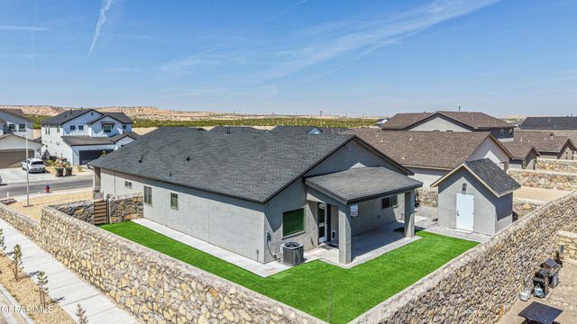 6041 CUMIN PARK Street, Santa Teresa, NM 88008