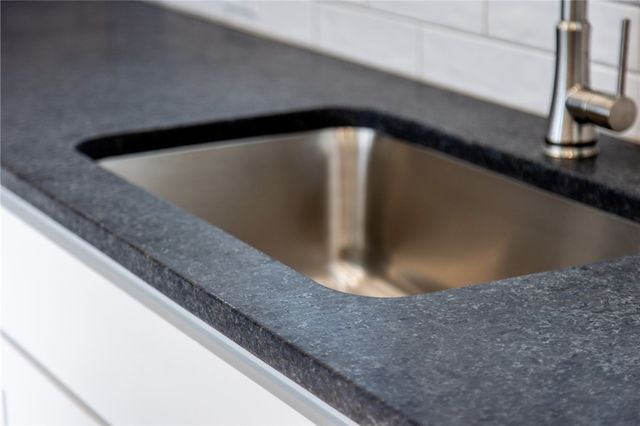 610 W Price Avenue A, Springdale, AR 72764