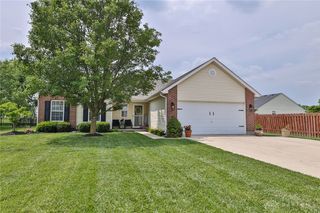11 Green Meadow Court, Franklin, OH 45005
