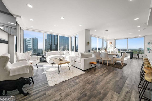 3338 Peachtree Road 2207, Atlanta, GA 30326