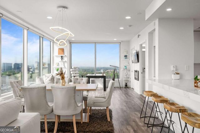 3338 Peachtree Road 2207, Atlanta, GA 30326