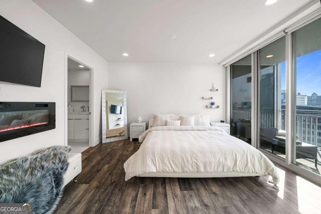 3338 Peachtree Road 2207, Atlanta, GA 30326