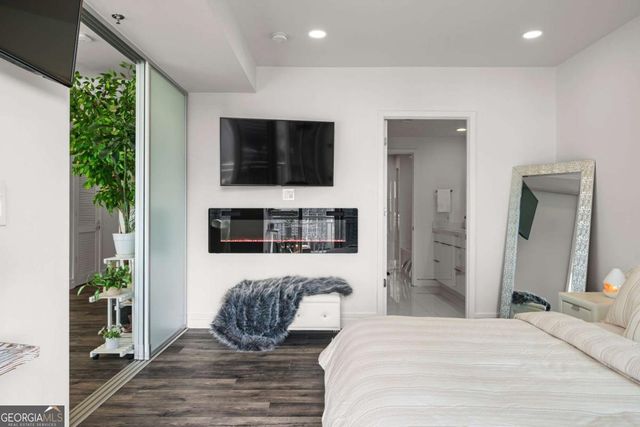 3338 Peachtree Road 2207, Atlanta, GA 30326