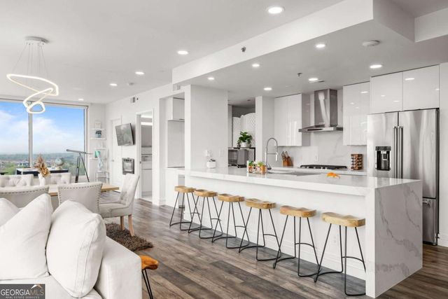 3338 Peachtree Road 2207, Atlanta, GA 30326