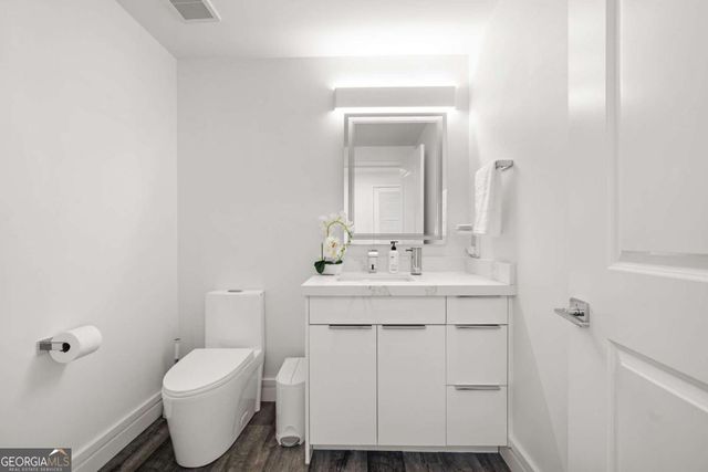 3338 Peachtree Road 2207, Atlanta, GA 30326