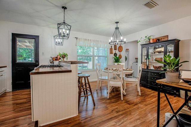 505 Calloway, Sherwood, AR 72120