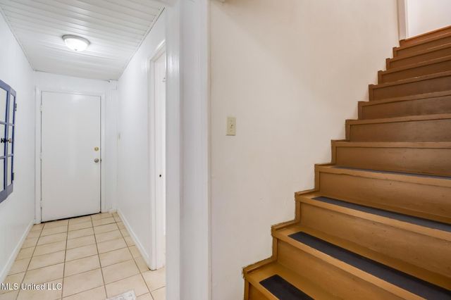 112 Dogwood Lane, Pass Christian, MS 39571