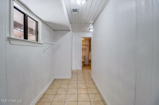 112 Dogwood Lane, Pass Christian, MS 39571