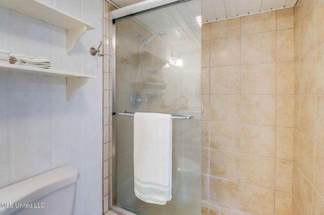 112 Dogwood Lane, Pass Christian, MS 39571