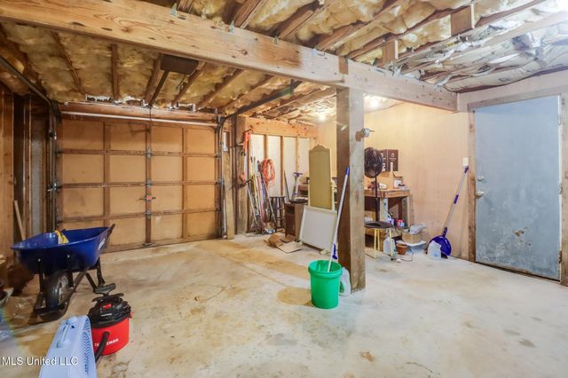 112 Dogwood Lane, Pass Christian, MS 39571