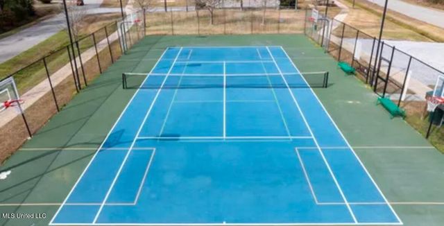 112 Dogwood Lane, Pass Christian, MS 39571