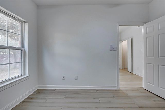 5 Versante Court, Houston, TX 77070