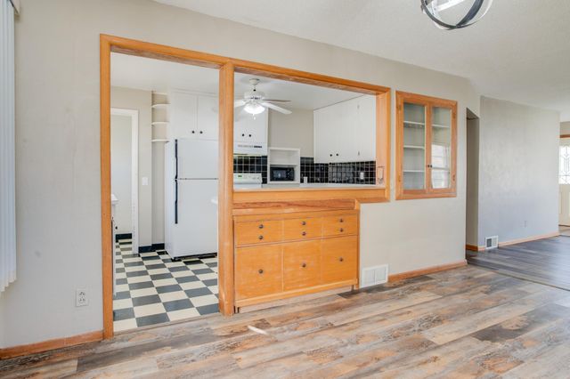 614 16th Street N, Moorhead, MN 56560