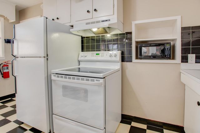 614 16th Street N, Moorhead, MN 56560