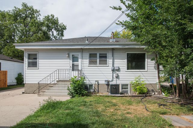614 16th Street N, Moorhead, MN 56560