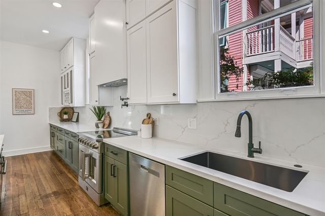 2010 Rosenberg Street, Galveston, TX 77550