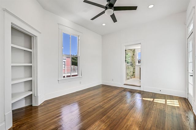 2010 Rosenberg Street, Galveston, TX 77550