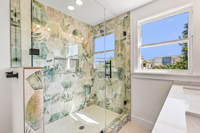 2010 Rosenberg Street, Galveston, TX 77550