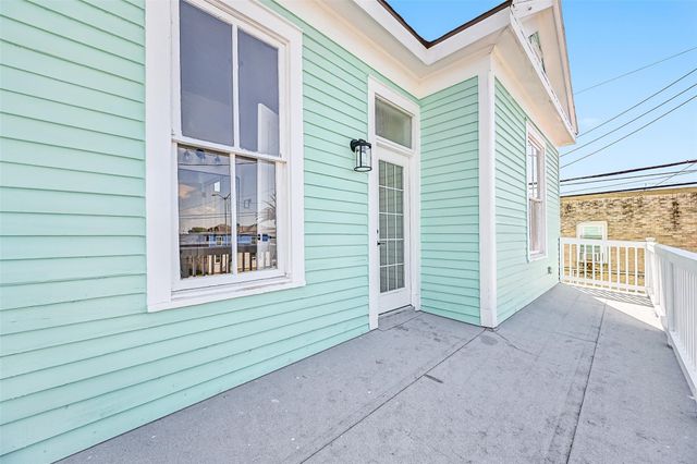 2010 Rosenberg Street, Galveston, TX 77550