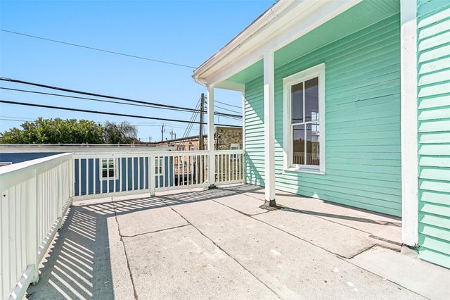2010 Rosenberg Street, Galveston, TX 77550