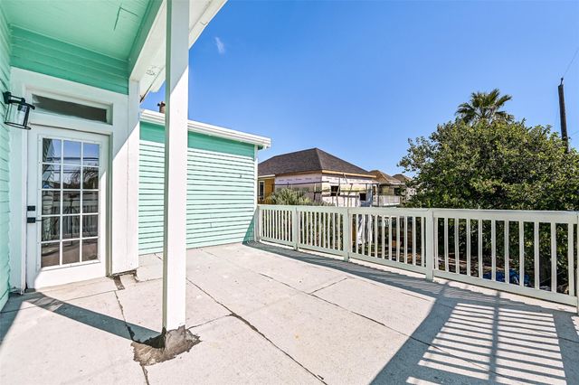 2010 Rosenberg Street, Galveston, TX 77550