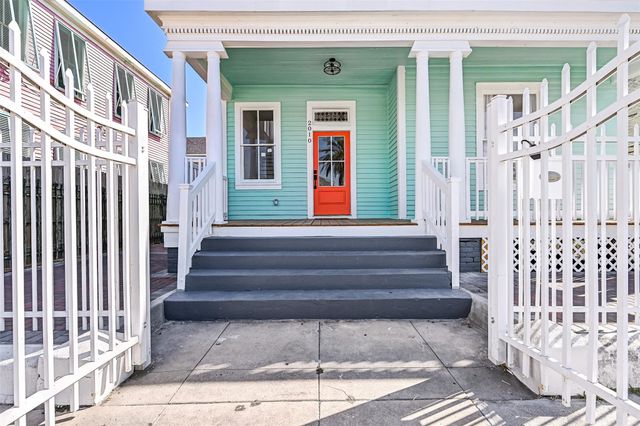 2010 Rosenberg Street, Galveston, TX 77550