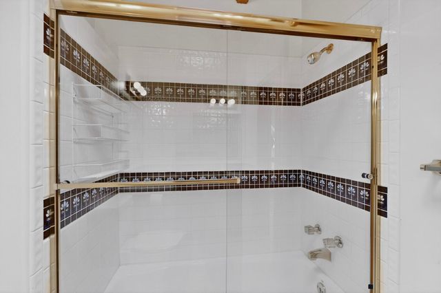 3 Solano Court, Santa Fe, NM 87508