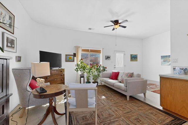 3 Solano Court, Santa Fe, NM 87508