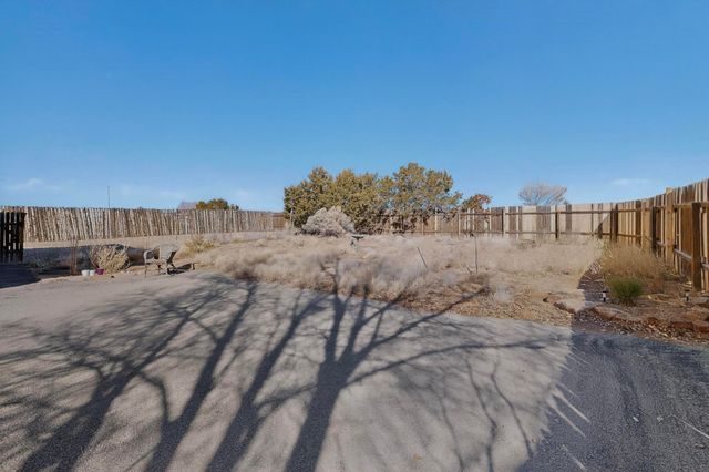 3 Solano Court, Santa Fe, NM 87508