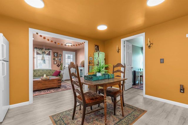 231 W SMITH AVENUE, Oshkosh, WI 54901