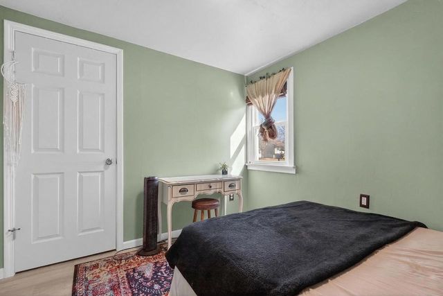 231 W SMITH AVENUE, Oshkosh, WI 54901