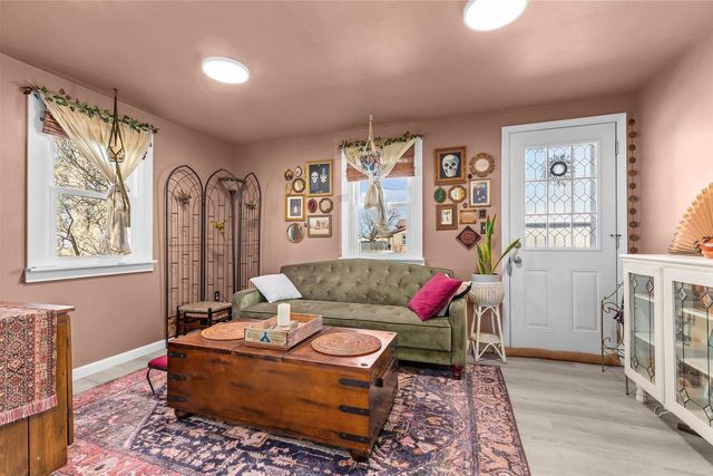 231 W SMITH AVENUE, Oshkosh, WI 54901