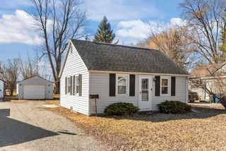 231 W SMITH AVENUE, Oshkosh, WI 54901