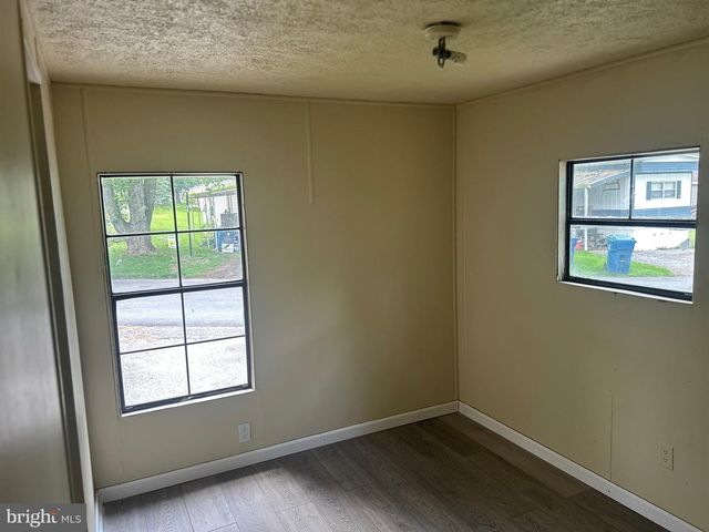 310 BROOKLYN DR, York, PA 17406