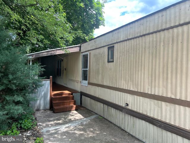 310 BROOKLYN DR, York, PA 17406