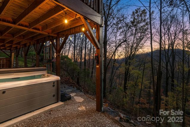 48 & 50 Wild Turkey Run, Black Mountain, NC 28711