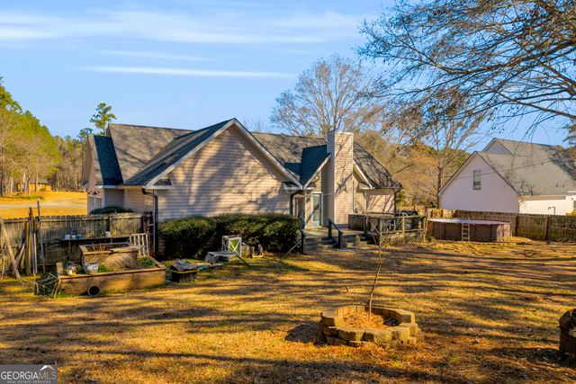 116 Newport Road NE, Milledgeville, GA 31061