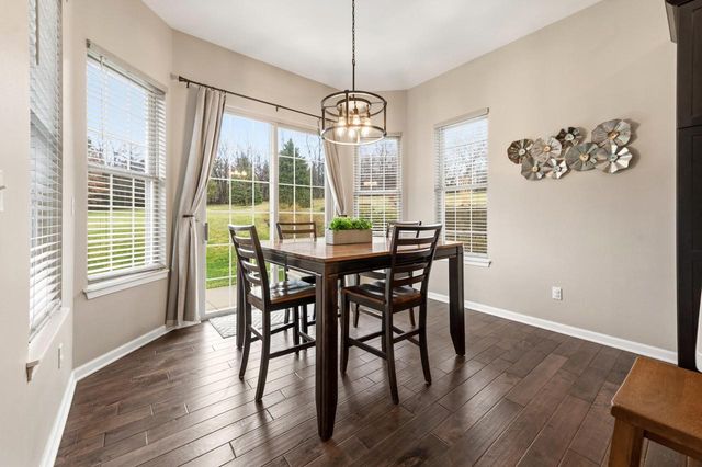 1909 Foxcroft LANE, Waukesha, WI 53189