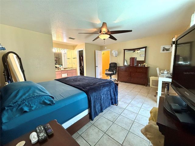 13718 SW 40TH CIRCLE, Ocala, FL 34473