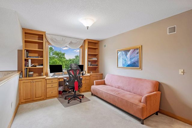 3497 Fox Tail Trail NW, Prior Lake, MN 55372