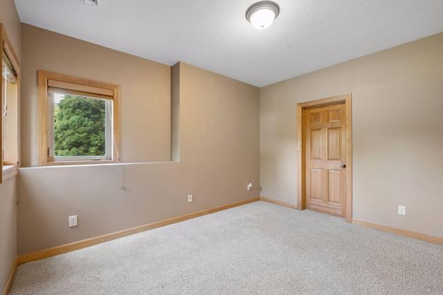 3497 Fox Tail Trail NW, Prior Lake, MN 55372