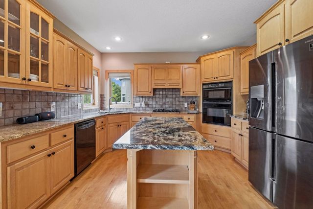 3497 Fox Tail Trail NW, Prior Lake, MN 55372