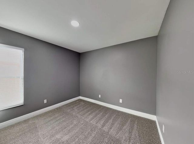 2418 RADNOR AVENUE, Orlando, FL 32826