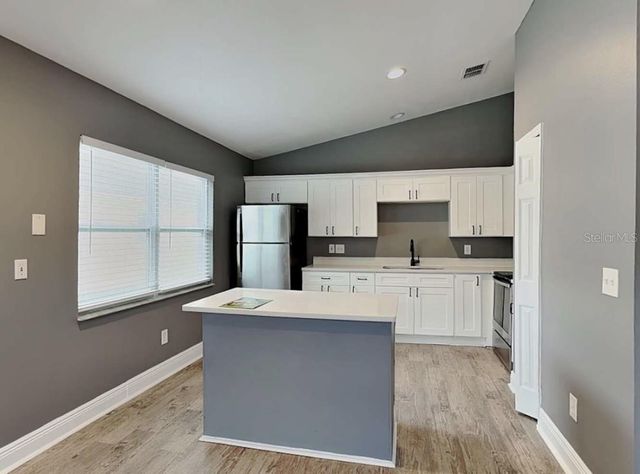 2418 RADNOR AVENUE, Orlando, FL 32826