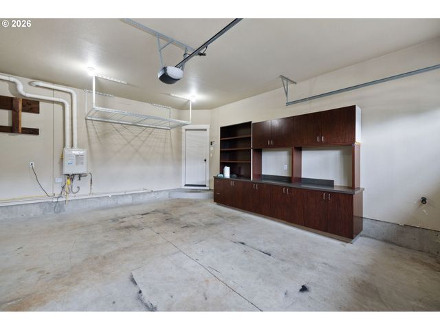 12795 LINDSAY ANNE Ln, Oregon City, OR 97045