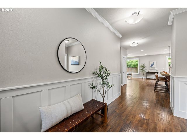 12795 LINDSAY ANNE Ln, Oregon City, OR 97045